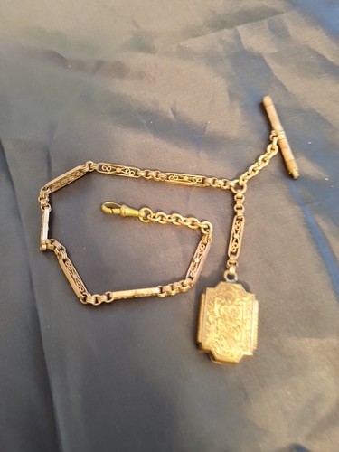 Belle chatelaine montre a - belle,