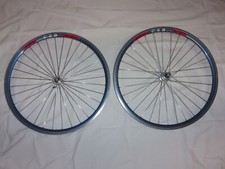 roues RIGIDA DP 18 CSB  -MICHE Excel  32 rayons holes pneus 700C freewheel iso