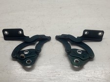 Charnière capot moteur pour