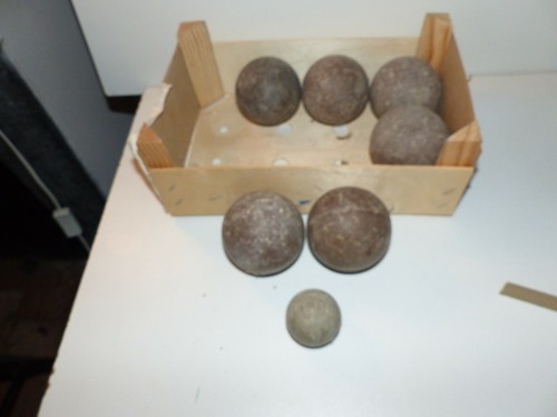 Lot boules terre - en,