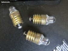 3 ampoules anciennes neuves