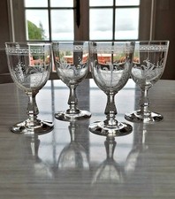 Baccarat - 4 anciens verres à vin rouge en cristal modèle Fougères - Art nouveau