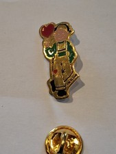 pins  Don Du Sang   Enfant Debout  P32