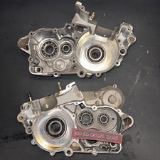 Carter central droit gauche