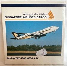 HERPA 1/500 SINGAPORE Airlines