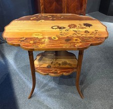 TABLE DE MILIEU ART NOUVEAU EN