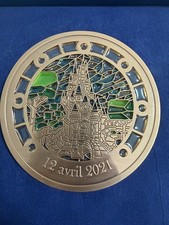 Pin's jumbo Disney - Édition