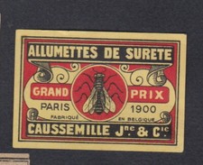 Ancienne  étiquette  allumettes Belgique BN66533 Caussemille Algérie Mouche 