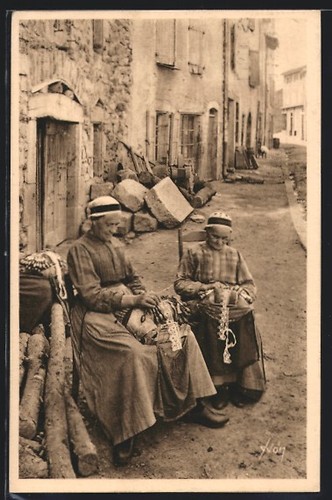 Cpa puy dentellière de la - puy,,