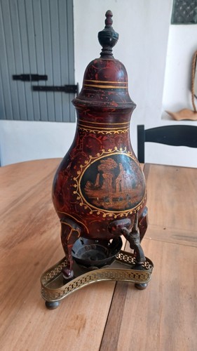 Ancienne théière étain