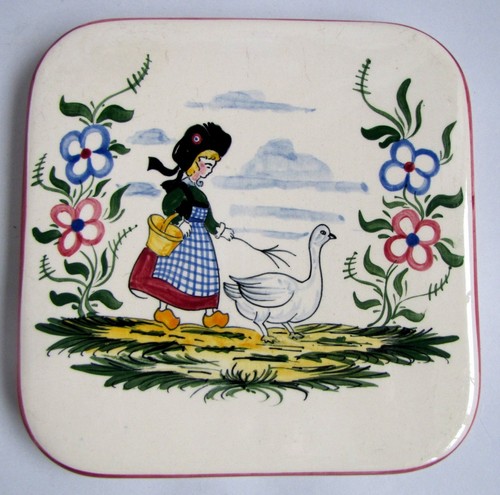 Dessous plat décor - dessous,