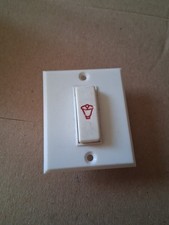 Bouton poussoir sonnette - poussoir,