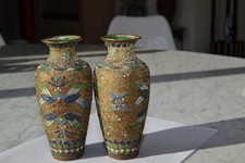 PAIRE DE VASES CLOISONNES