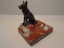 Élégant cendrier /