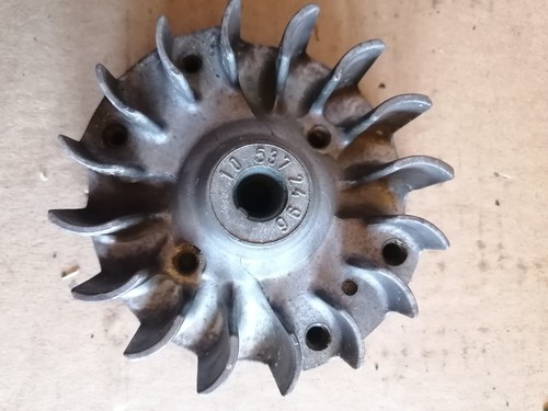 Volant moteur - , (origine)