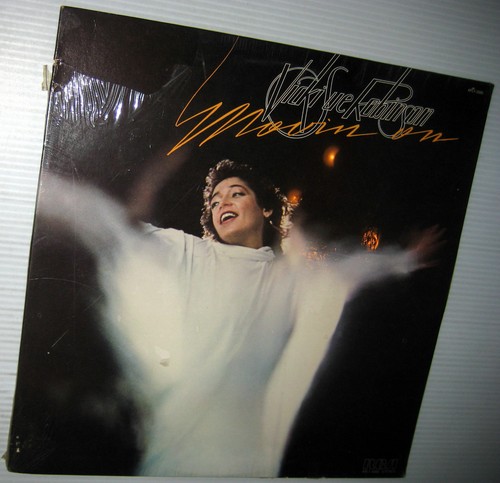 Vicki sue robinson movin - vicki,