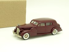 RexToys SB 1/43 - Cadillac V16 Conduite Intérieure 1940 Rouge