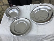 Lot de 3 PLAT ROND EN INOX ORFEVRE BOUILLET BOURDELLE POINCON ROYAL BB UGINIUM