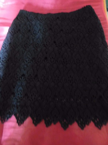 Jupe neuve dentelle - neuve, noire