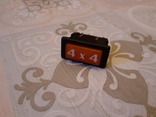 Voyant 4 X 4  divers véhicules 70 / 80 OEM TORRIX