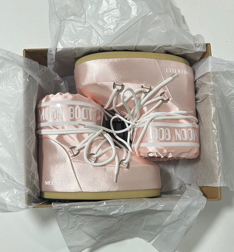 Moon boot icon low - moon, pearly