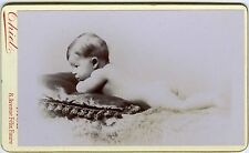 Thiel Nice un bébé pose sur le ventre, PHOTO photographie CDV vers 1900