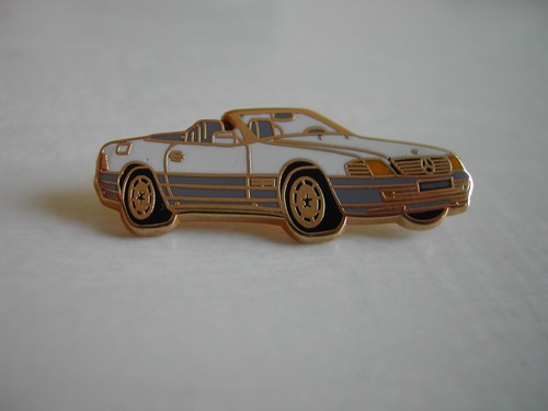 Pin daimler mercedes - pin's,