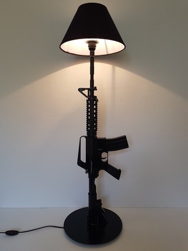 Lampe design noir ar15 m16 - lampe,