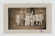 B231 Ancienne Photo Snapshot Groupe d'enfants déguisés et grimaçants......