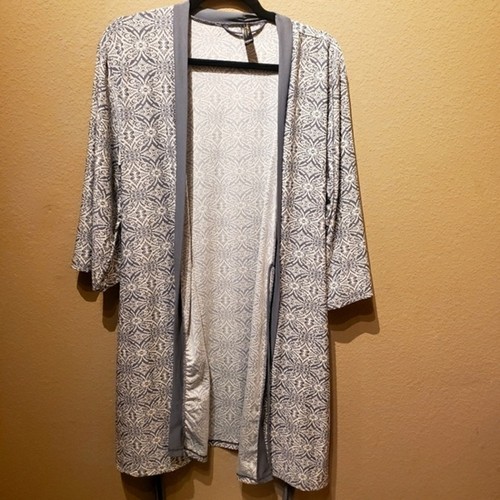 Marilyn monroe intimates - intimates, robe