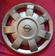 Un Enjoliveur Opel Corsa 14pouces 