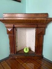 tabernacle bois triangulaire h52 religieux.             Voyez mes autres objets