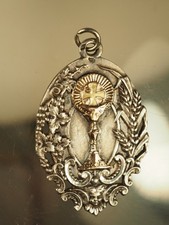 MEDAILLE RELIGIEUSE ANCIEN ARGENT MASSIF OR ANTIQUE SILVER RELIGIOUS MEDAL 3.2CM