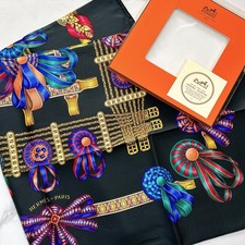 Foulard vintage HERMES Carre