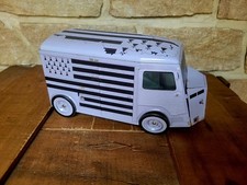 BOITE EN METAL A BISCUIT