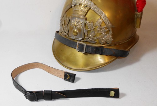 Jugulaire casque - , de