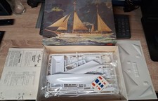 Maquette bateau Heller