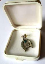 Ancien Pendentif en argent fer à cheval porte bonheur cristal émeraude bijou 623