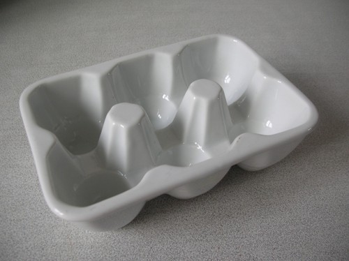 Porte oeufs porcelaine - porte, en