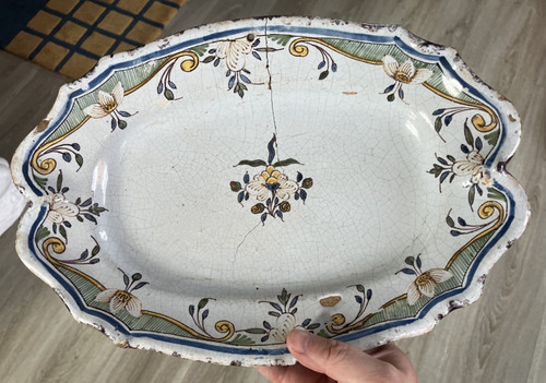 Ancien plat faience cul - cul, noir