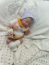 Adorable Mini Bébé Reborn