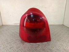 Feu arriere principal gauche