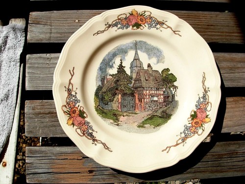 Belle assiette plate ancienne - assiette,