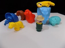 Vintage Fisher Price Little People Zoo Keeper with Animals Lion Elephant Vulture