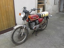 Différentes pièces détachées Suzuki GP125 - Pompe à huile