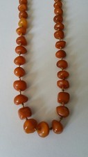 Ancien Collier Fait main en Ambre-Antique Hand made Amber Necklace 80 cms-35,8 g