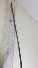 NEUF Enjoliveur pare brise avant droite Peugeot 8121.06 Peugeot 405