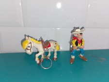 lot 2 Figurines schleich porte