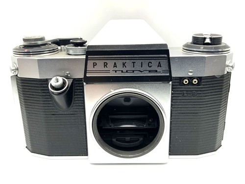 Praktica nova 35mm - nova, reflex
