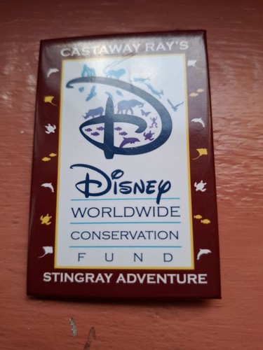 Badge disney disneyland
